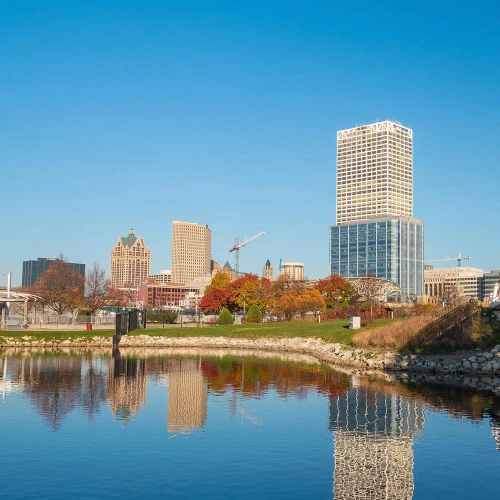 Transport a car to Wisconsin