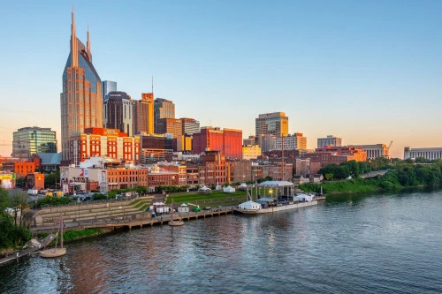 Transport a car to Nashville